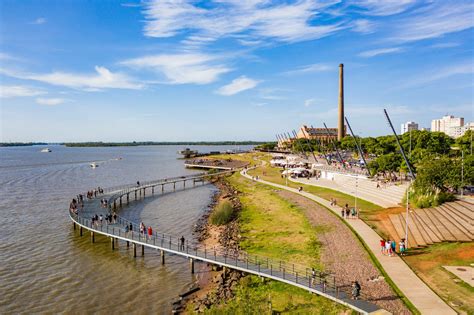 Porto Alegre .